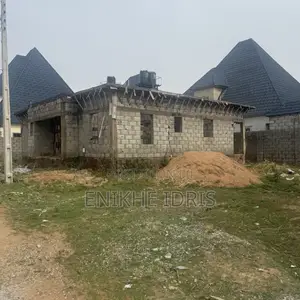 4bdrm Penthouse in Stable City, Lugbe District for sale