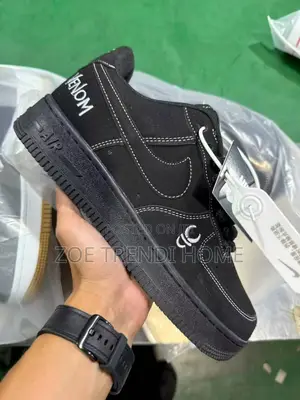 Luxury Nike Street Star Kicks – ( Affordable Luxury Version)