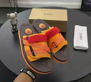 Zara Suicoke - Slide