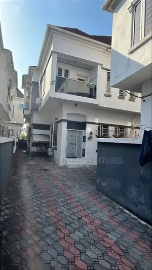 4bdrm Duplex in Lekki County, Ikota for rent