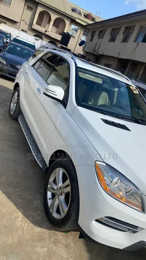 Mercedes-Benz M Class ML350 4dr SUV (3.5L 6cyl 7A) 2015 White