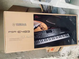 Yamaha Keyboard PSR E483