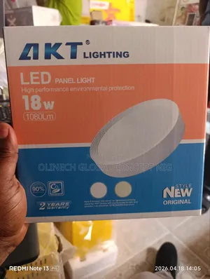 18 W Akt Luminous Flux Light
