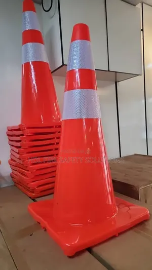 Safety Cones (75cl)