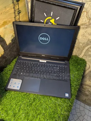 Laptop Dell Vostro 15 3568 8GB Intel Core i5 SSD 128GB