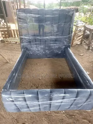 41⁄2 by 6ft Padded Bedframe Available for Pick-Up