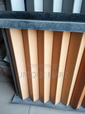 Swimming Pool Anti-Slippery Edge Copping Tiles.Length:36 Cm