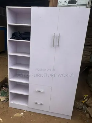 High Quality Wardrobe Design Available 41⁄2 by 6ft