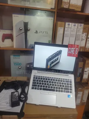 New Laptop HP EliteBook 820 G2 16GB Intel Core 5 SSD 256GB