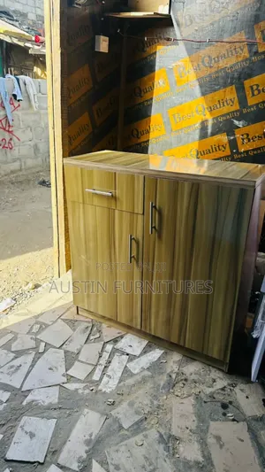 Lev 3 by 3 Kitchen Cabinet