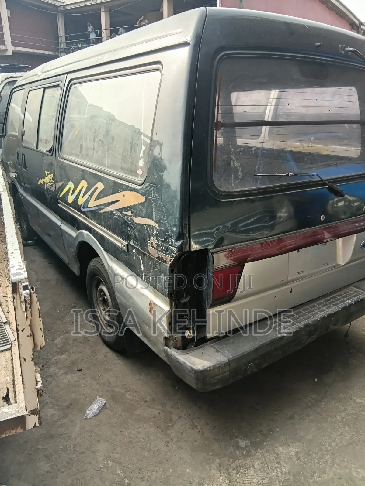 Mazda Bongo 2005 White