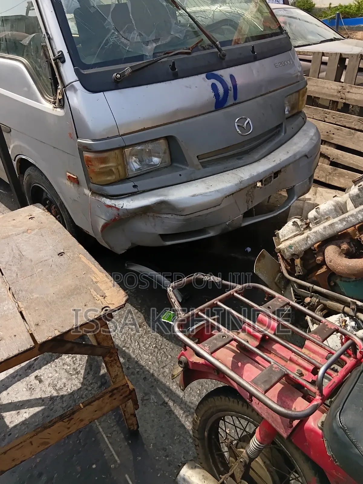 Mazda Bongo 2005 White