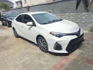 Toyota Corolla LE 4dr Sedan (1.8L 4cyl CVT) 2015 White