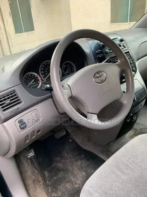 Toyota Corolla LE 4dr Sedan (1.8L 4cyl 4A) 2010 Blue