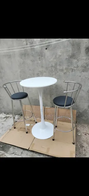 Best Quality Round Bar Table With Barstools