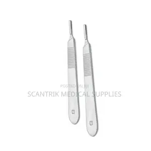 Bard Parker Scalpel Handle for Clean Surgical Incisions