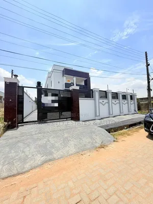 Furnished 5bdrm Duplex in Opic-Isheri, Berger for sale