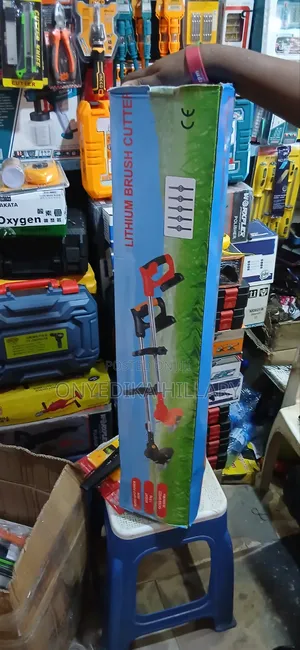 Brush Cutting Machine Reachergeable