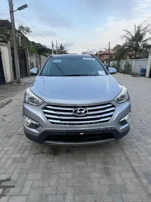 Hyundai Santa Fe Limited 4dr SUV AWD (3.3L 6cyl 6A) 2014 Silver
