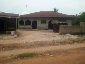Furnished 5bdrm Bungalow in Good Name, Ilesa for sale
