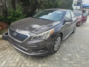 Hyundai Sonata Limited 2.0T Seban (2.0L 4cyl 6A) 2016 Gray