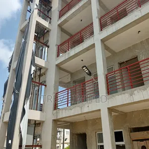 A Ongoing Newly Built and Premium 30sqm Shop Space in A