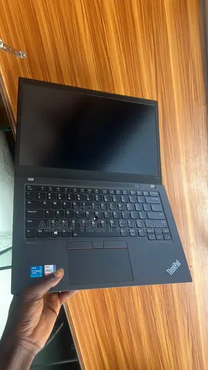 Laptop Lenovo Thinkpad T14s Gen 2 16GB Intel Core i5 SSD 256GB