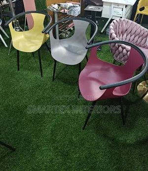Best Quality Plastic Iron Leg Chair