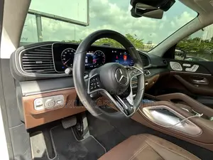 Mercedes-Benz GLE-Class GLE 450 4MATIC 2024 White