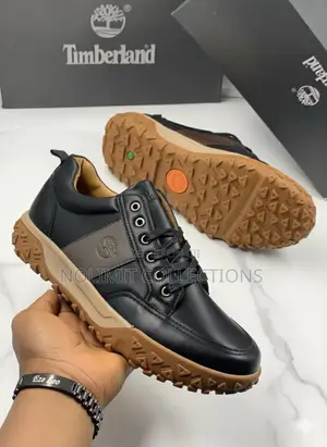 Timberland Lace Up Shoe With Spotted Soles