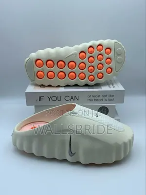 Nike Mind 001