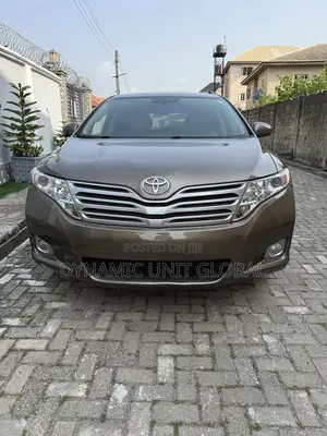 Toyota Venza AWD 2011 Brown