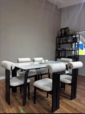 White Marble Dinning Table With 6 White Chairs