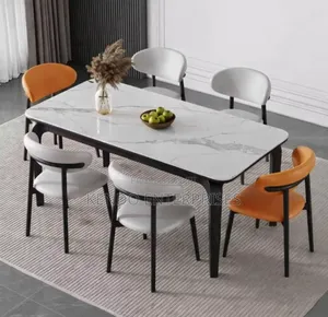 Standard Marble Dinning Table With 6 Seaters