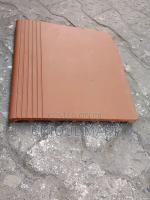 Quality Vietnam Step/Swimming Anti-Slip Edge Tile Used for Stair Edges
