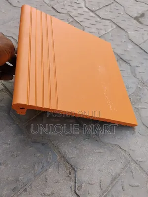 Red Vietnam Swimming Pool Anti-Slip Edge Tile, Used on Pool Edges