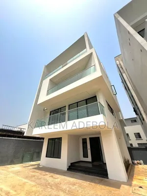 Furnished 6bdrm Duplex in Banana Island for sale