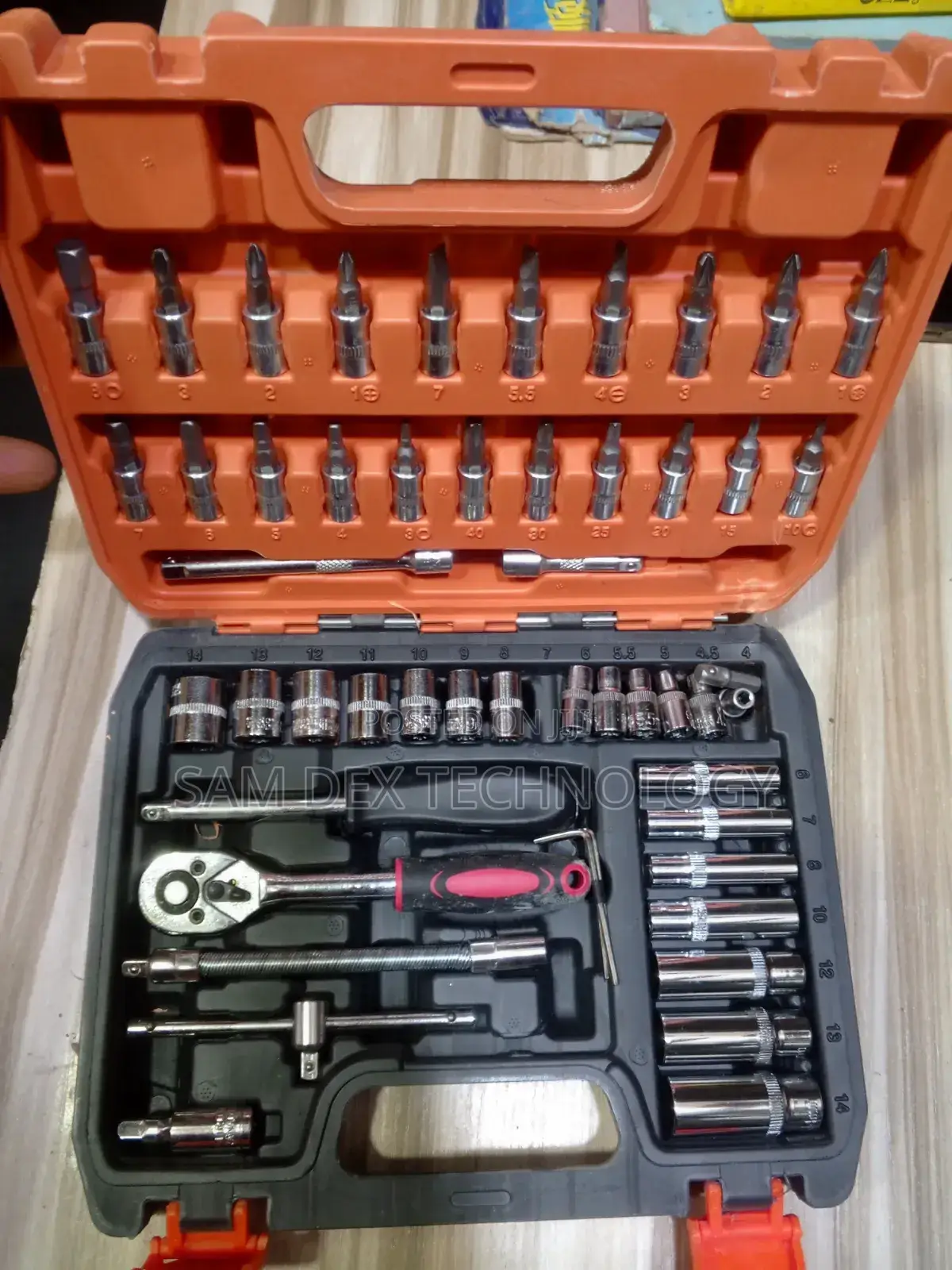 53-Piece 1/4-Inch Drive Socket Wrench and Ratchet Tool Set