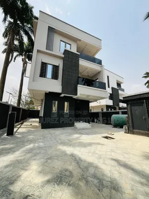 5bdrm Duplex in Omole for sale