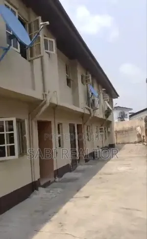 Furnished 3bdrm Block of Flats in Williams Estate, Akowonjo for sale