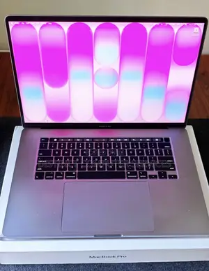 Laptop Apple MacBook Pro 2019 16GB Intel Core i9 SSD 512GB