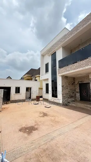 5bdrm Duplex in Apo Resettlement for sale