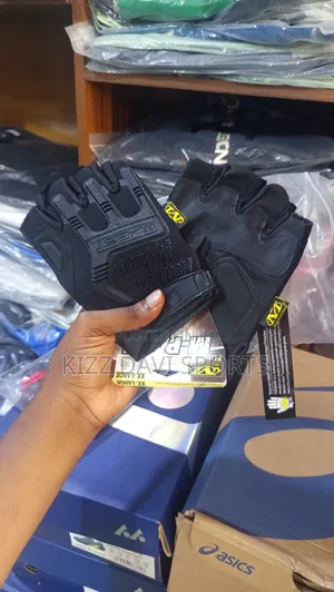 Gym Gloves Good Quality