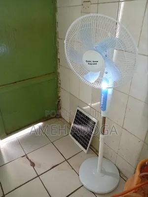 Cool Snow England 16 Inches Solar Fan
