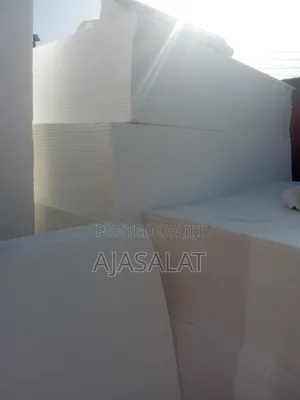 Polystyrene Bord and Parapet