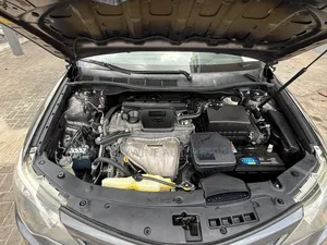 Toyota Camry SE 4dr Sedan (2.5L 4cyl 6A) 2014 Gray