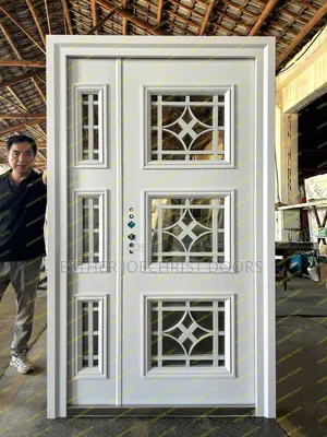4ft White Castillo French Glass
