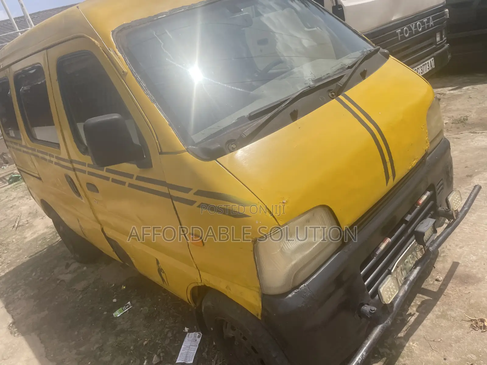 Suzuki Every 2002 Yellow