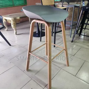 Imported Quality Plastic Top Iron Barstool