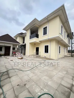 4bdrm Duplex in Galadimawa for sale
